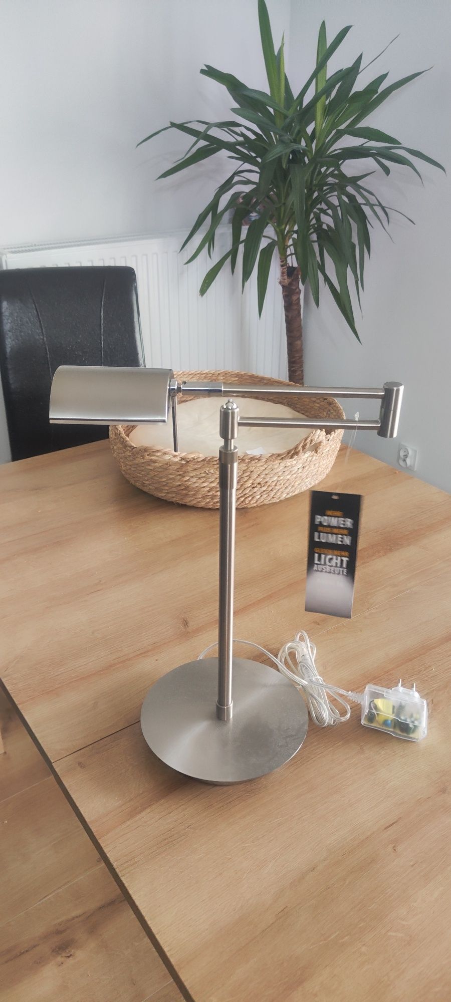 Lampka biurkowa LED