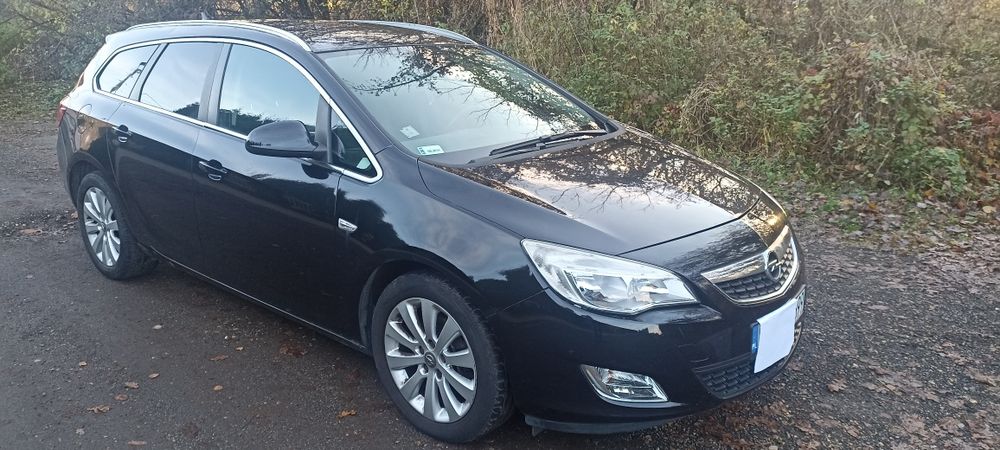 Opel Astra J Combi 1.7 CDTI