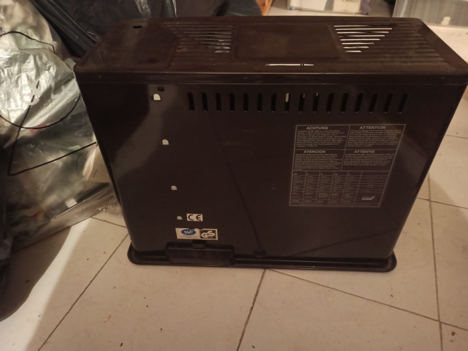 Aquecedor petróleo / parafina 3000W potência marca Zibro R99C