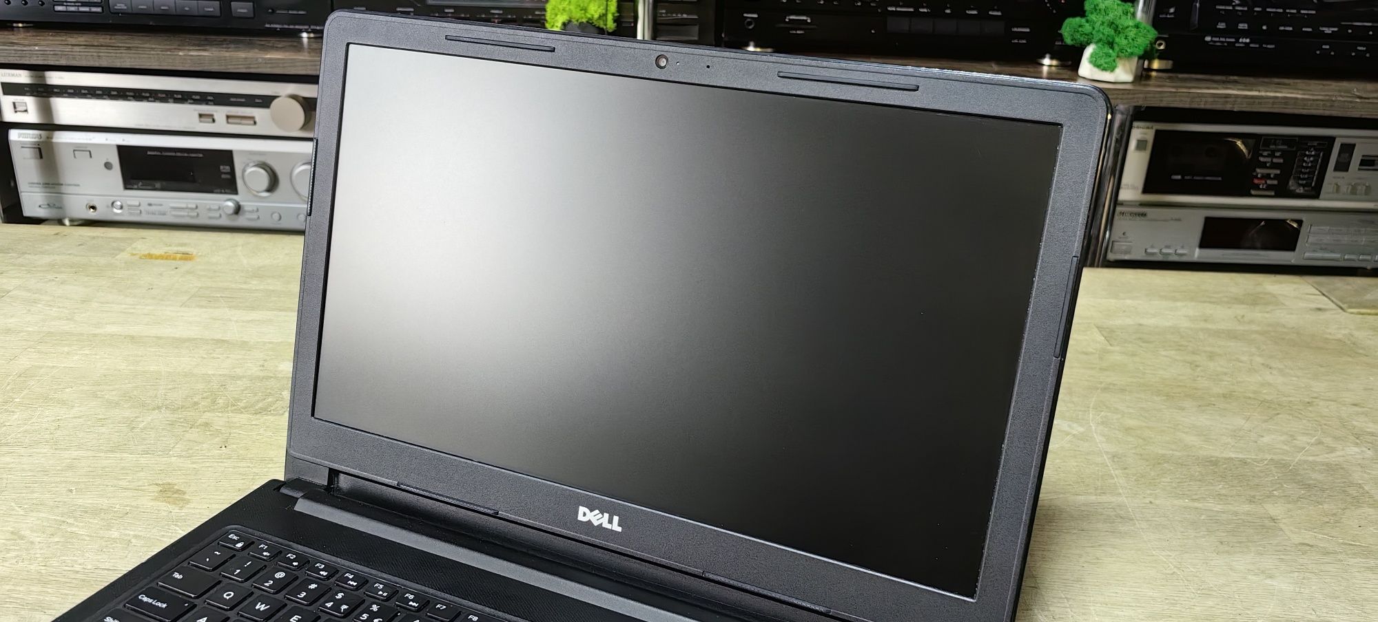 Ноутбук Dell Vostro 15