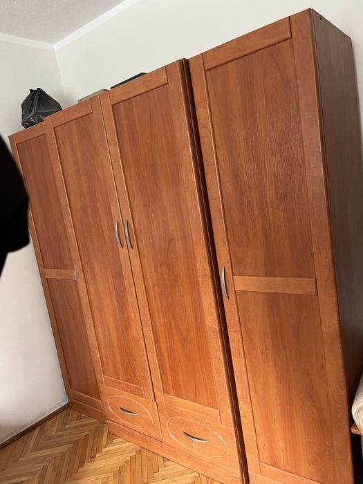 Szafa na ubrania, z pozostalymi elementami