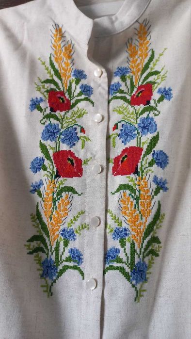 Вишиванка жіноча, вишита сорочка