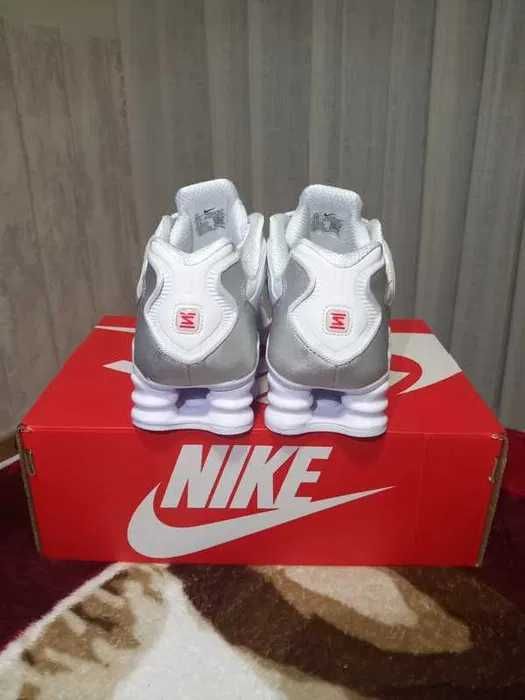 Buty meskie Mokasyny Nike_Shox_TL_White R42