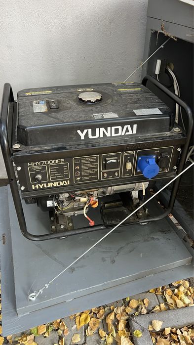 Генератор Hyundai бензин 5,5 кв б/у