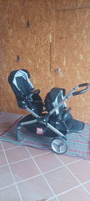 Carrinho gêmeos ou duplo