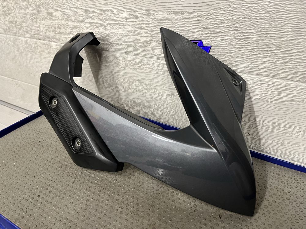 Owiewka prawa boczek yamaha xj6 diversion