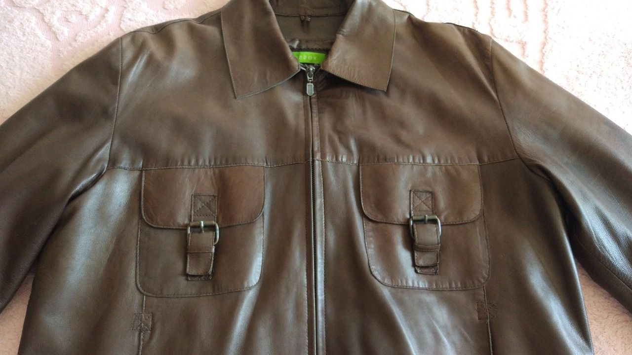 Шикарная фирменная кожаная (кожа перчаточная, очень мягкая) куртка 52р