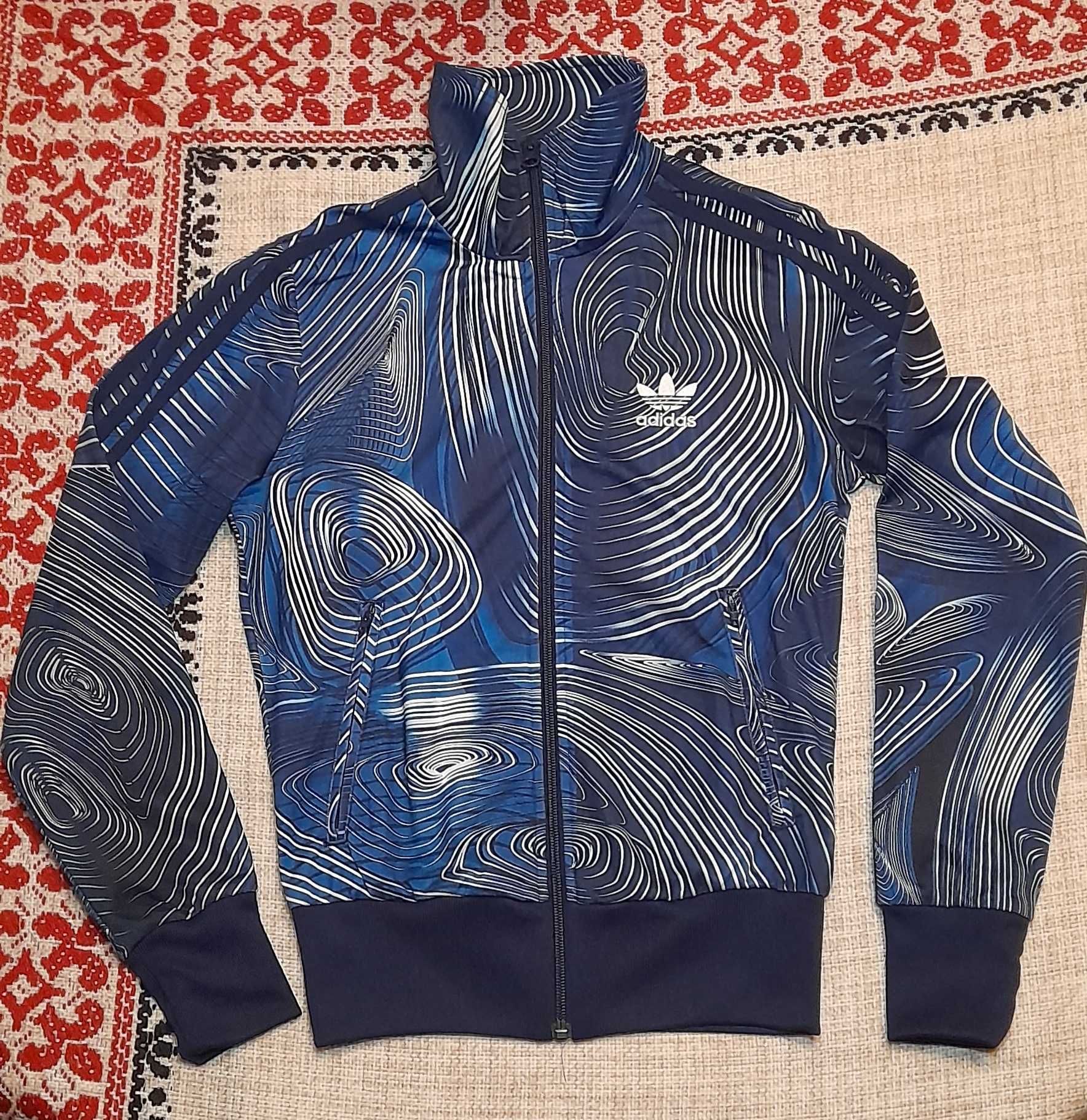 Олімпійка кофта adidas Originals Geology Firebird на блискавці.