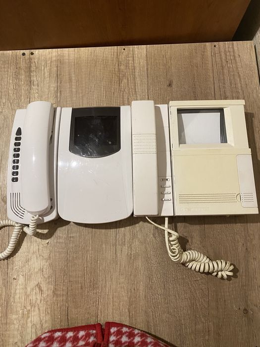 Відеодомофони аналогові Bricino Terraneo 334102 та Elvox Petrarca