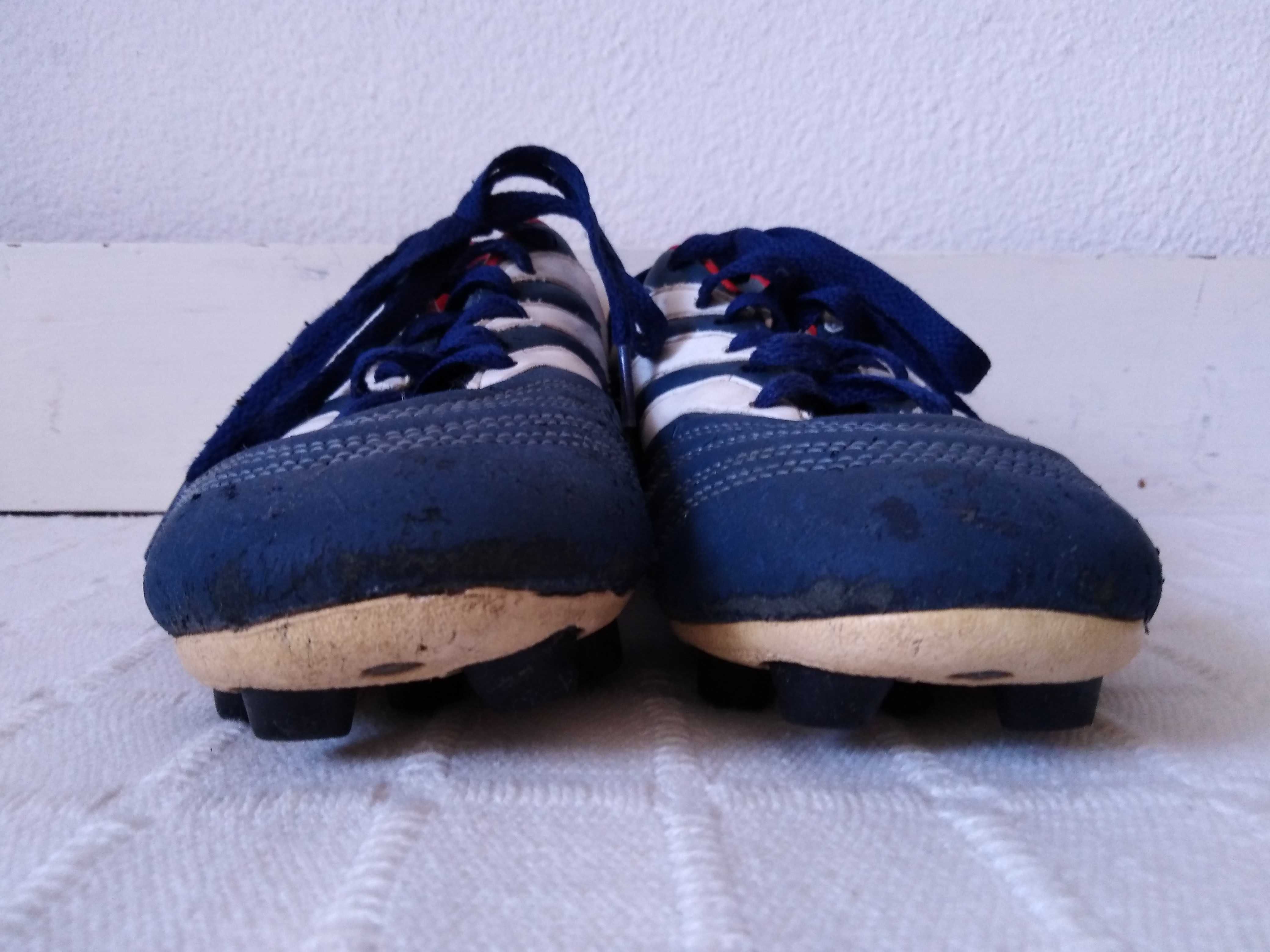 Chuteiras Adidas Hard Ground 39