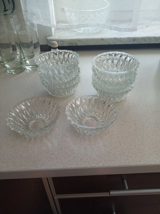 salaterki szklane 7 sztuk