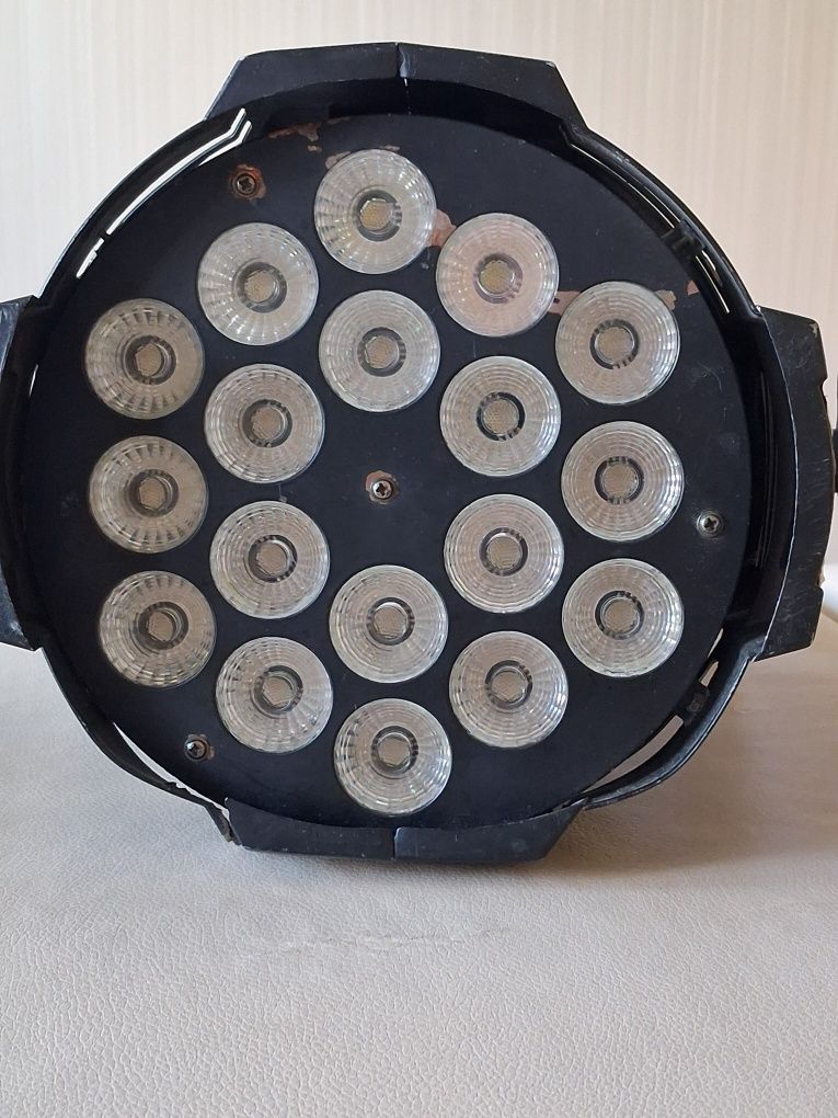 LED Прожектор для сцены.