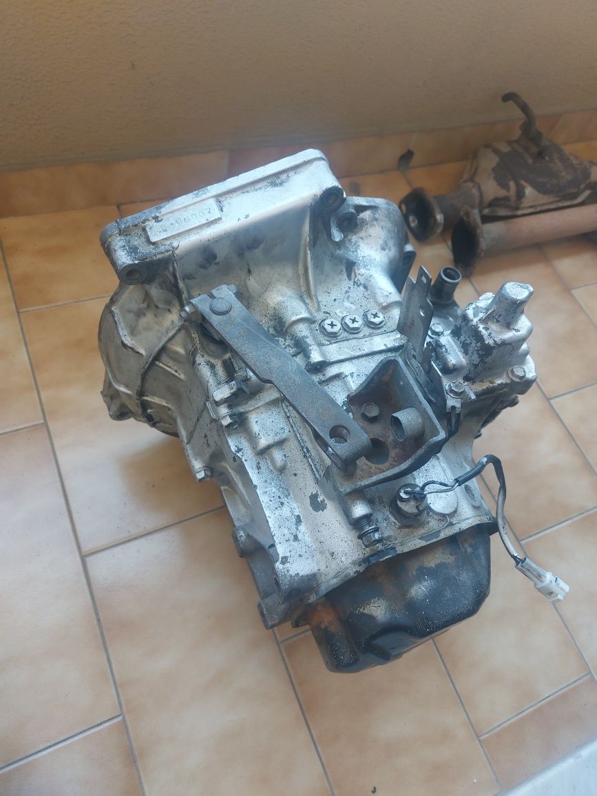 Caixa de velocidades swift gti