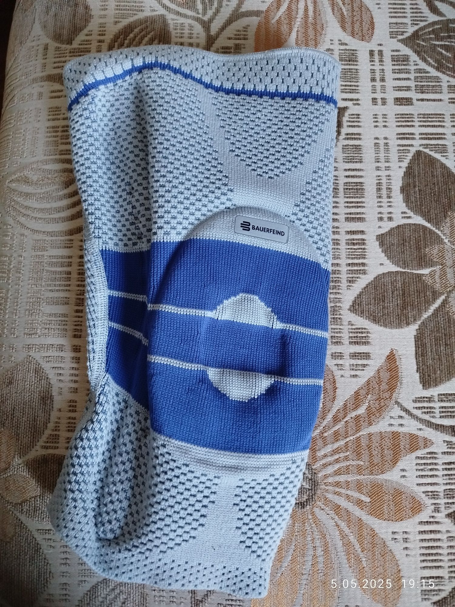 Orteza na kolano bauerfeind Genutrain 3