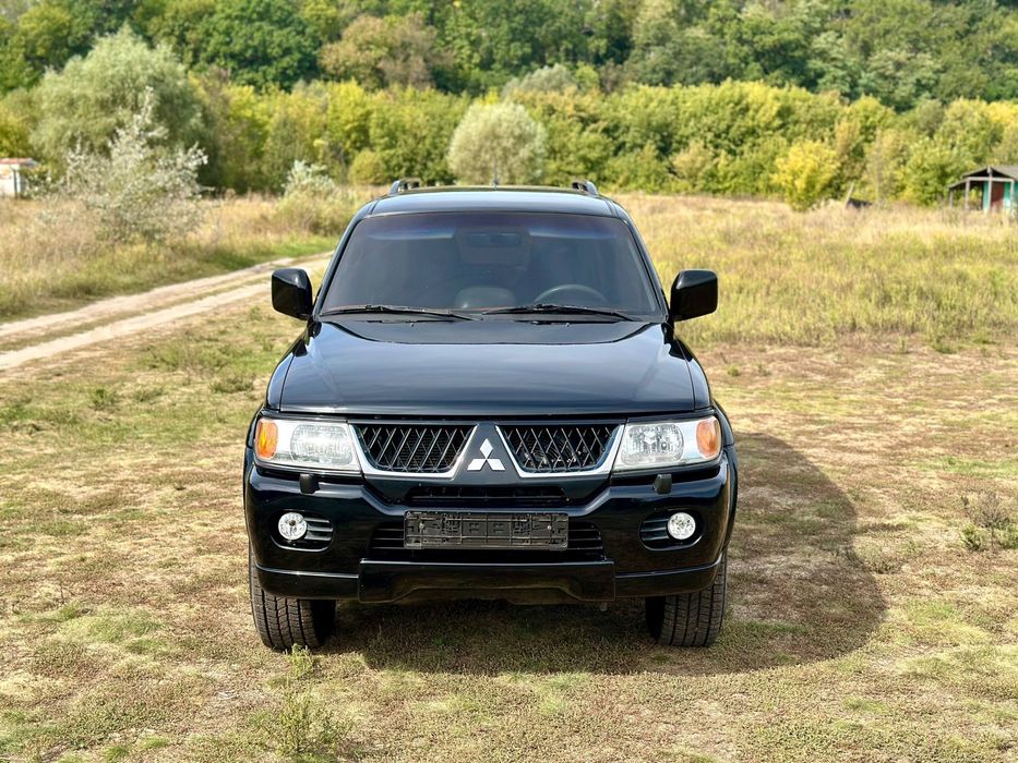 Mitsubishi Pajero Sport 3.0газ бензин Автомат