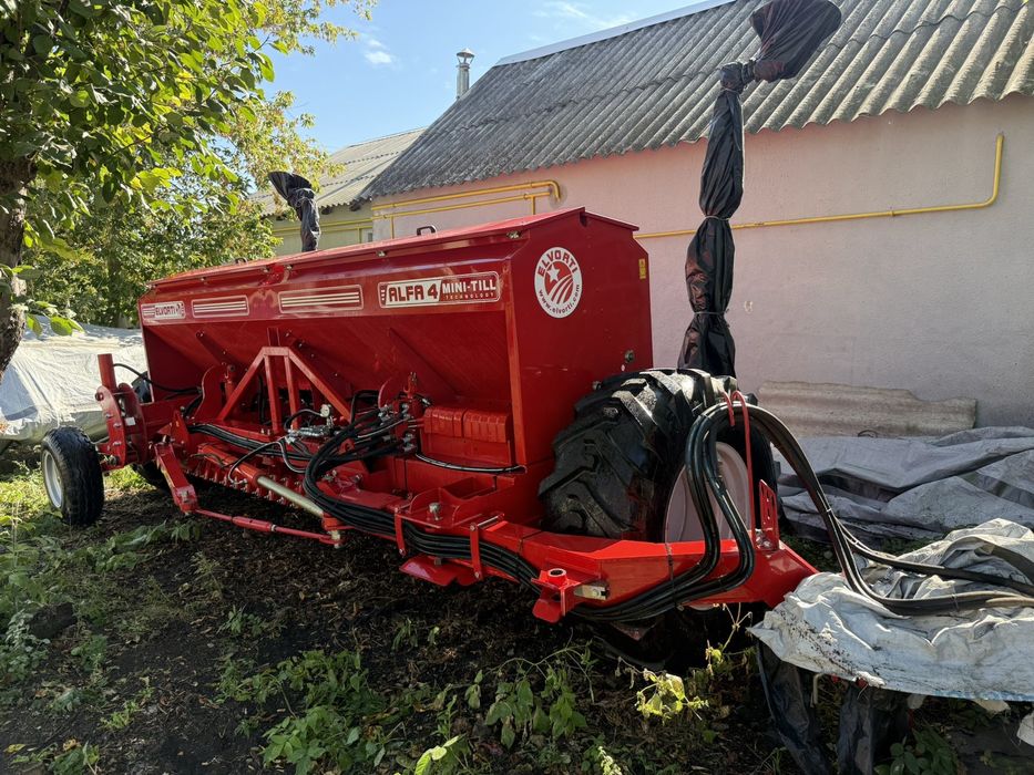 Продам сеялку Альфа 4 мини тилл