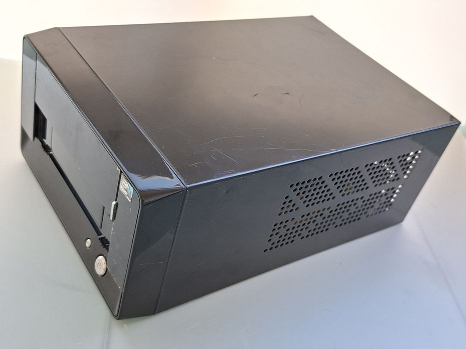 Computador Torre+Monitor +Teclado + Rato, Windows 10 Pro e Office 2016