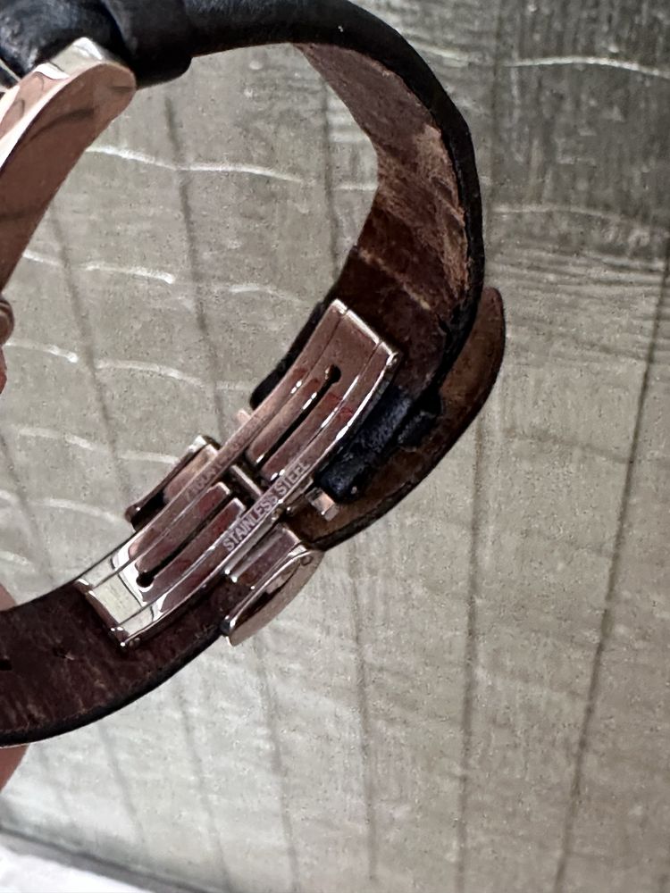 Годинник жіночий longines