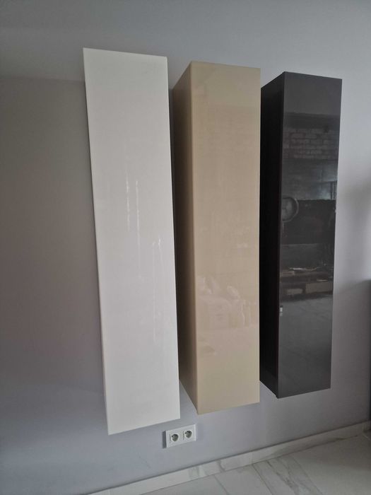 Szafki wiszące lakierowane