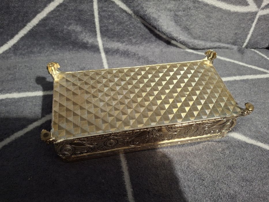 Szkatułka na biżuterię vintage