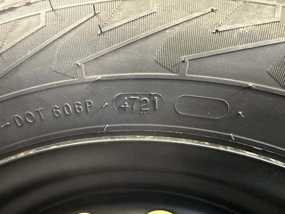 Колеса 195/65 R15 Зимові Nokian
