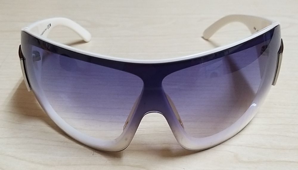 Óculos de sol da Chanel. Originais.