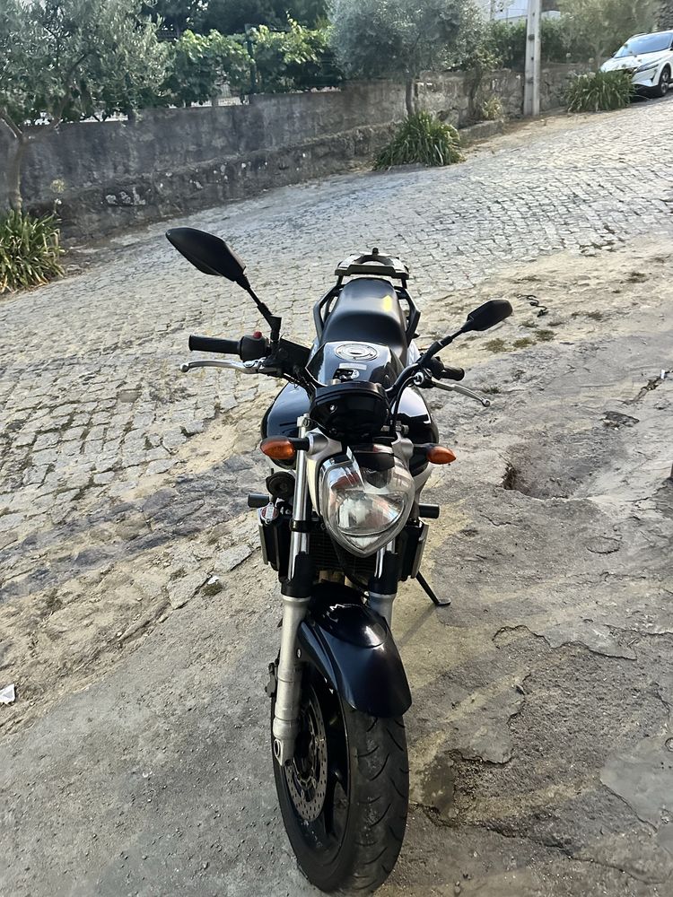 Fzr 6 600 cilindrada bem conservada