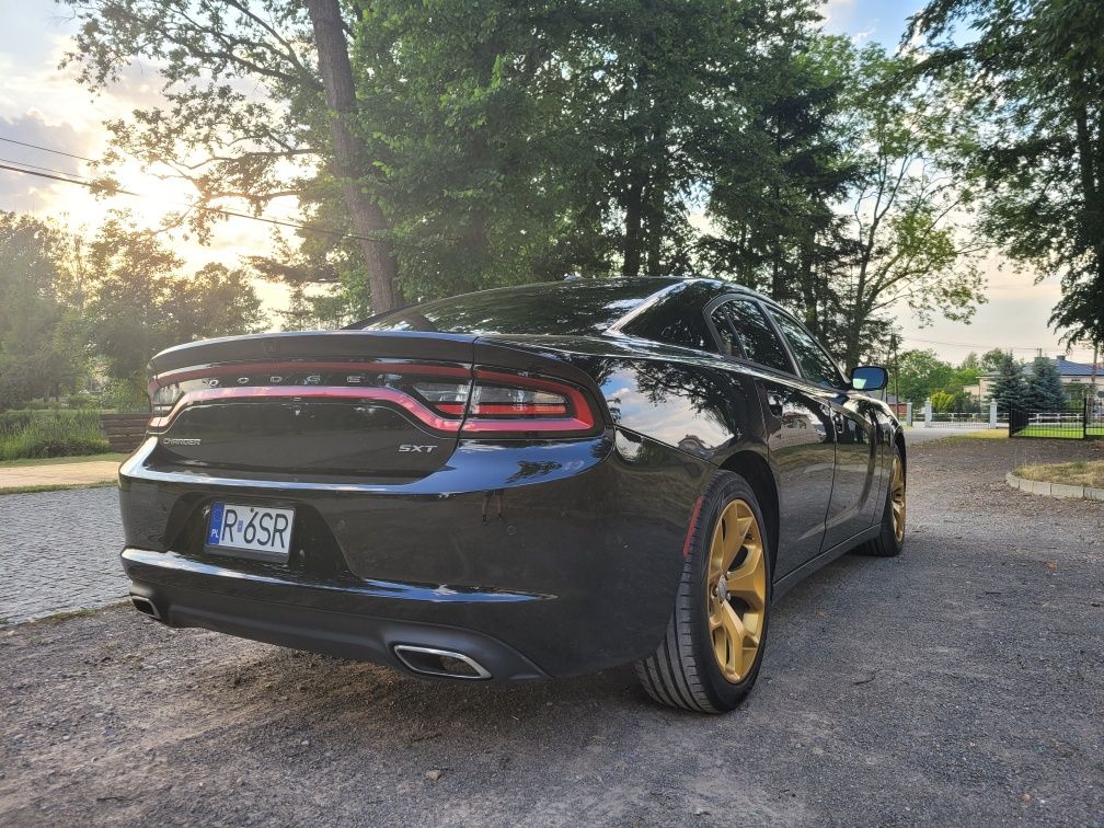 Dodge Charger 3.6 v6