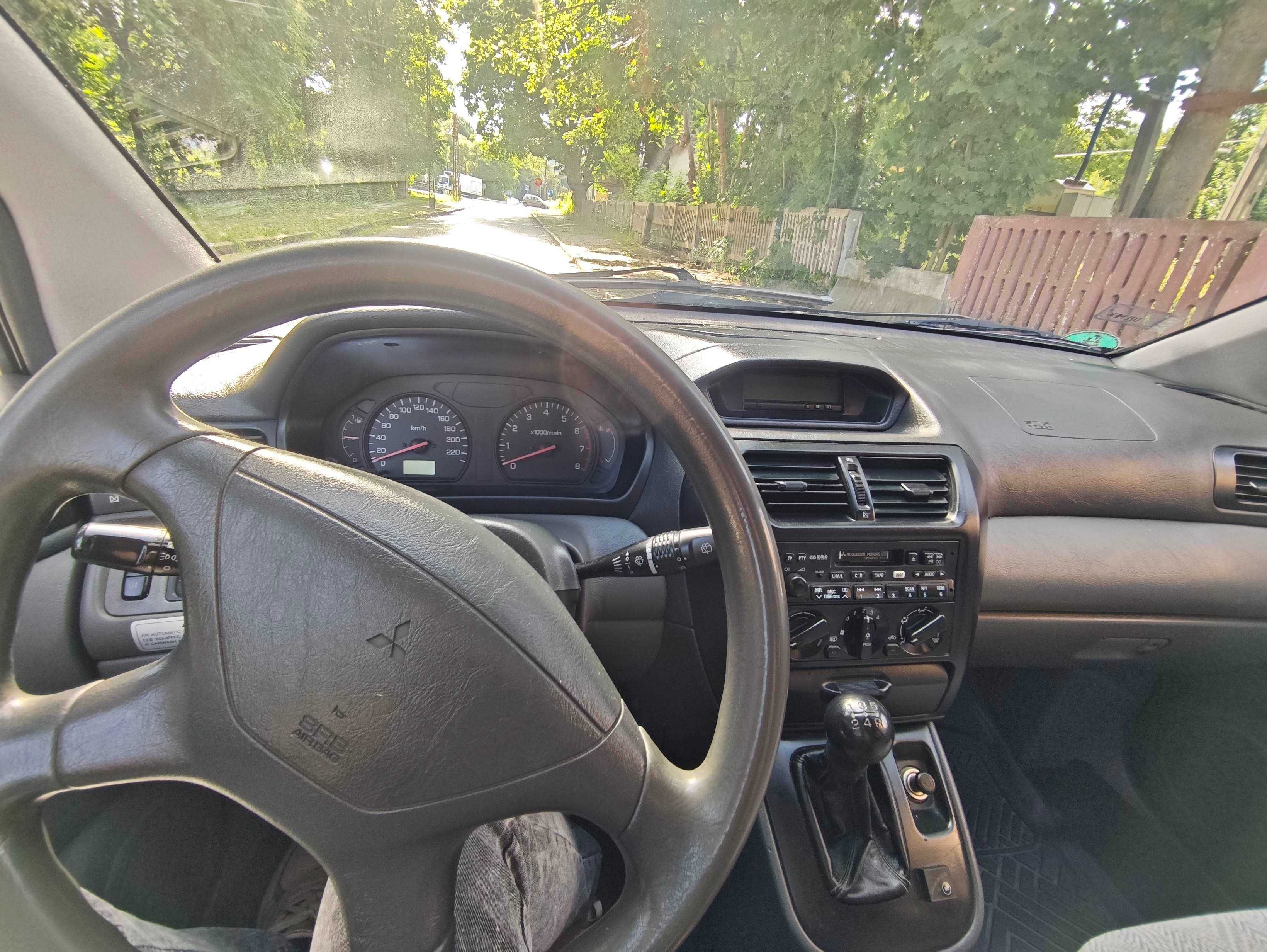 Mitsubishi Space Wagon 2.4 GDI + LPG