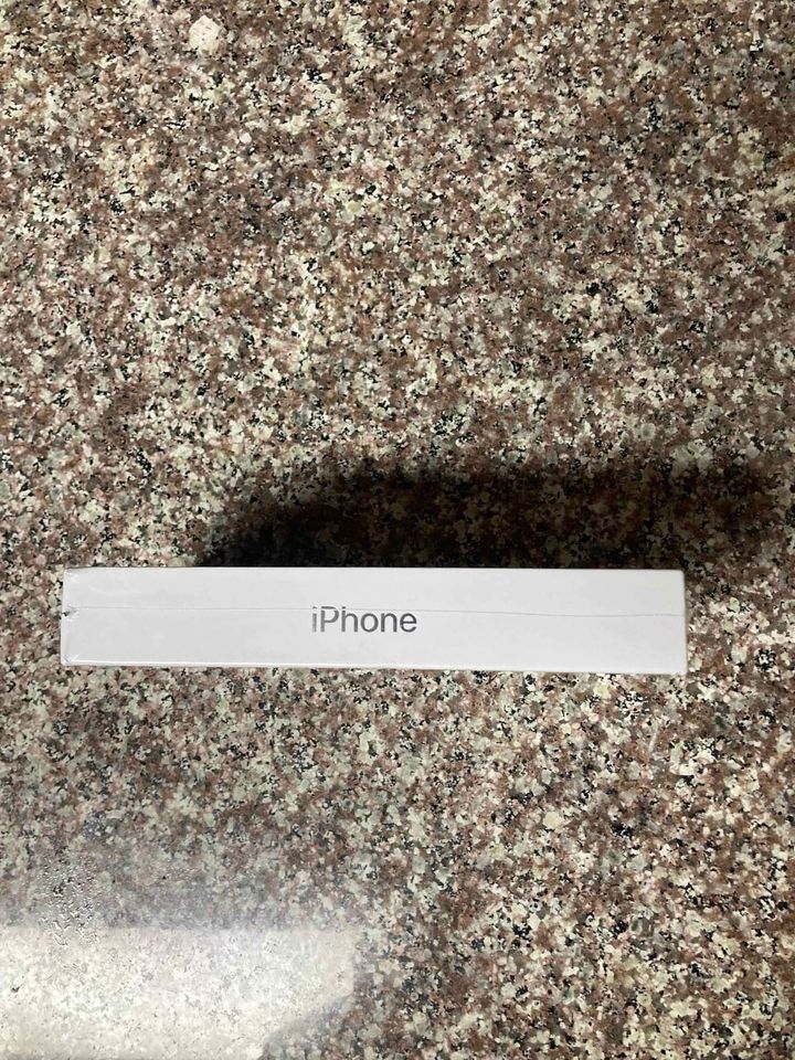 iPhone 15 Pro (128GB)