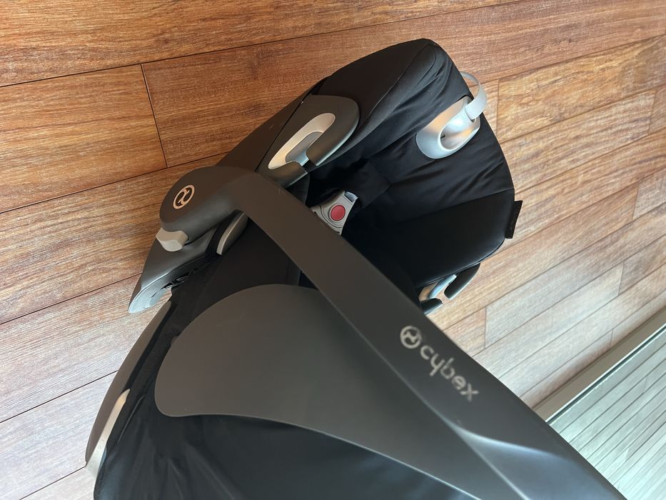 Ovo/Cadeirinha Cybex encaixe para carrinho
