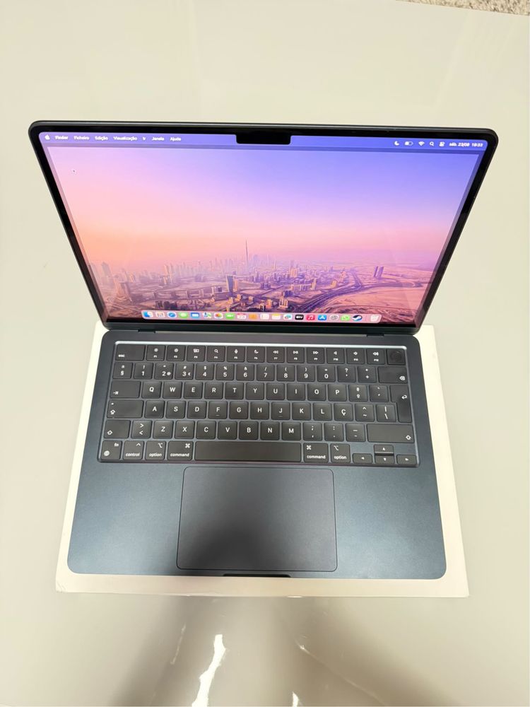MacBook M3 24Gb ram e 512GB memória
