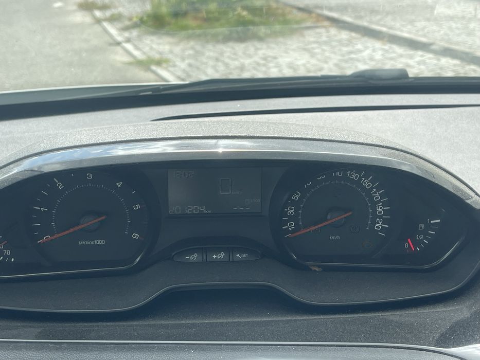 Peugeot 208 1.4 disel