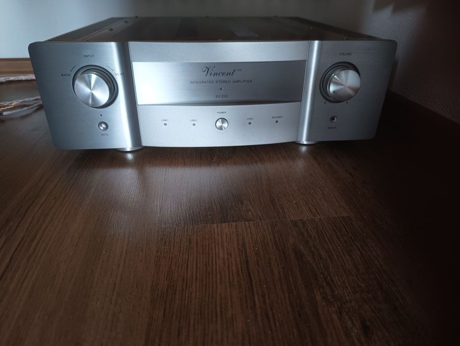 Vincent SV 233 .