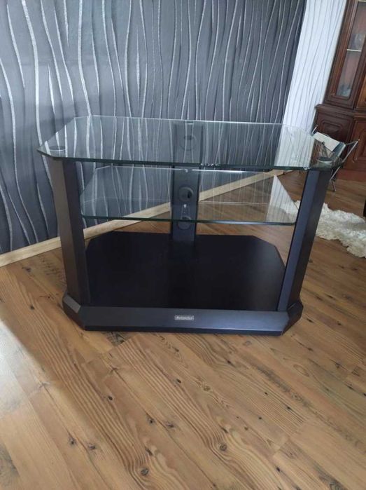Szklana szafka pod telewizor.
