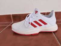 Sapatilha de Ténis Adidas 40 2/3 NOVAS