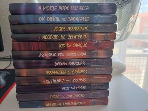 Biblioteca Hitchcock - Coleção 12 Livros