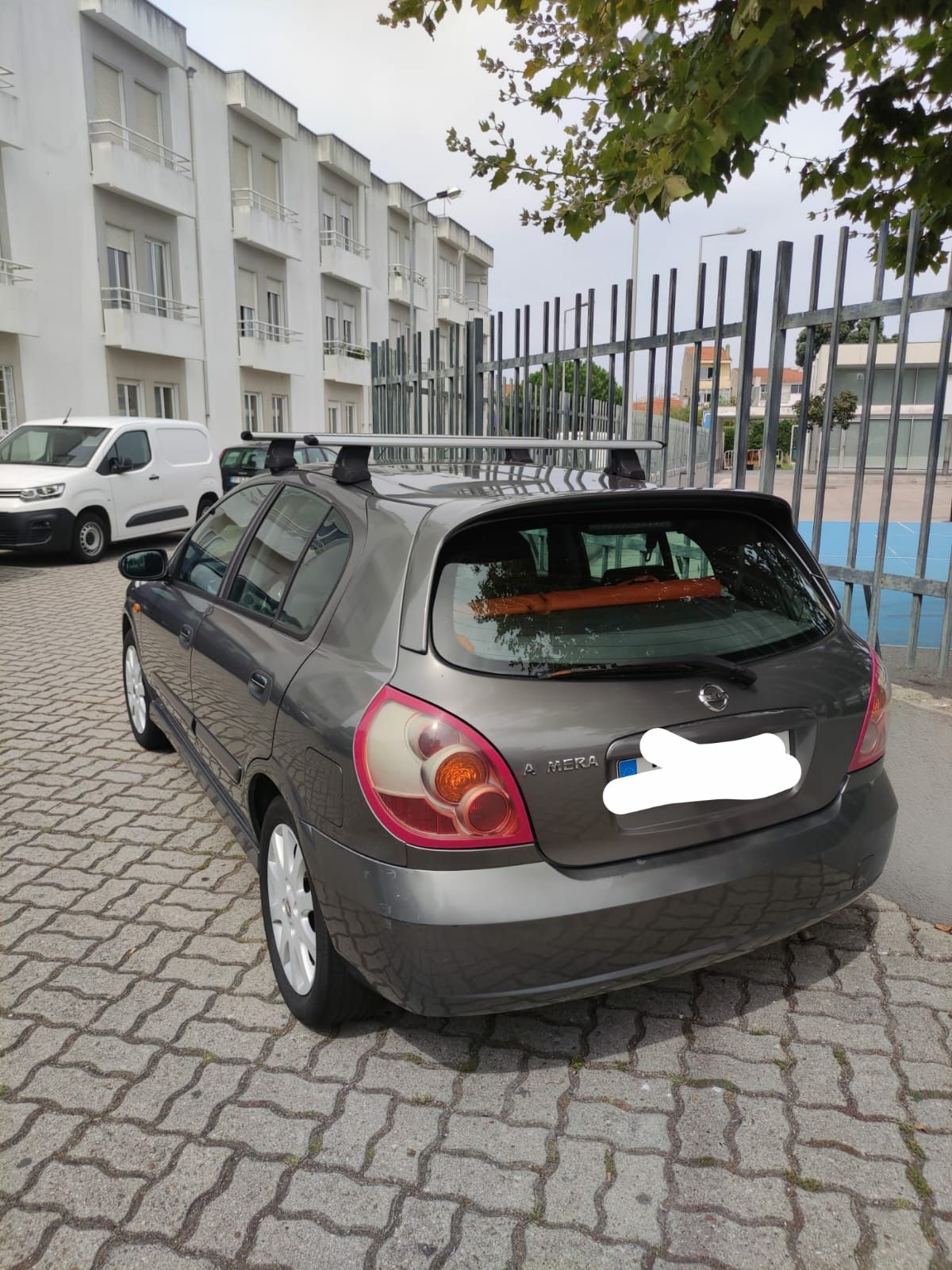 Nissan almera 2003