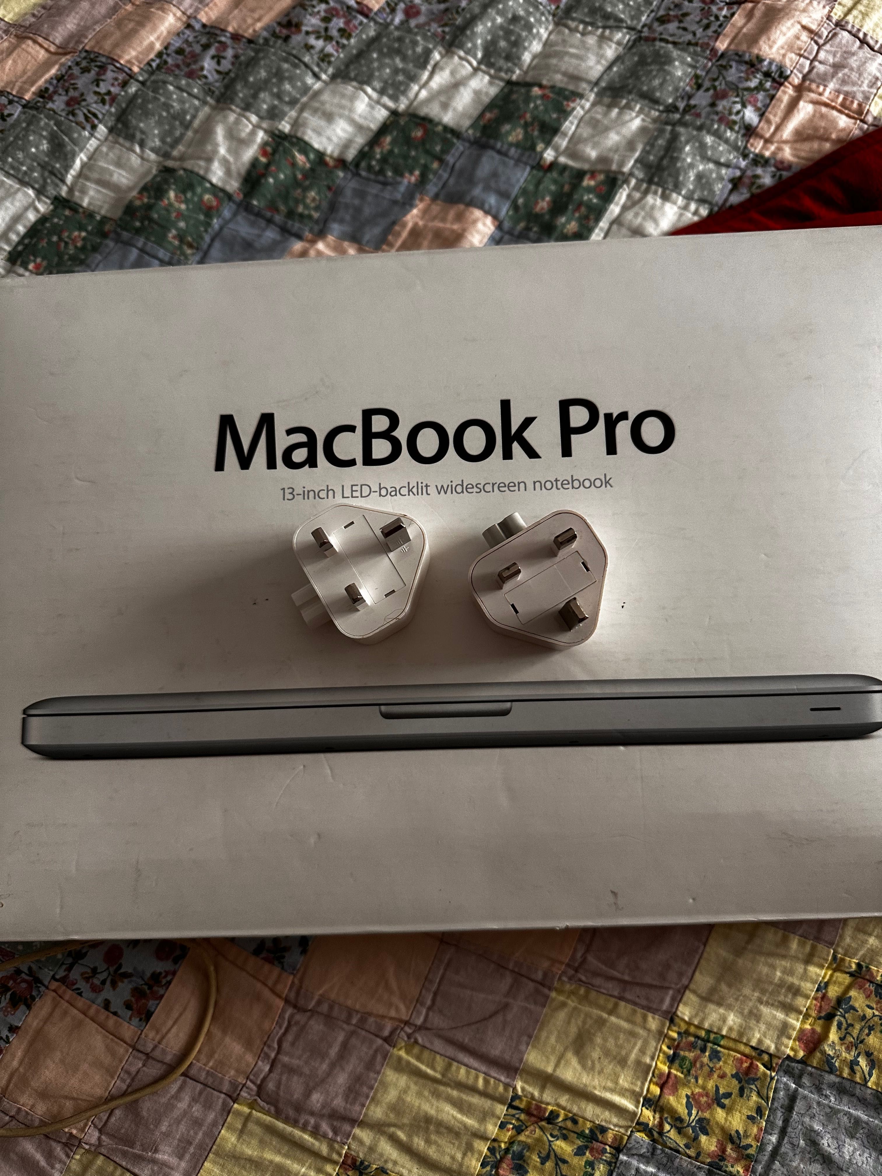 Macbook Pro 2010 para peças