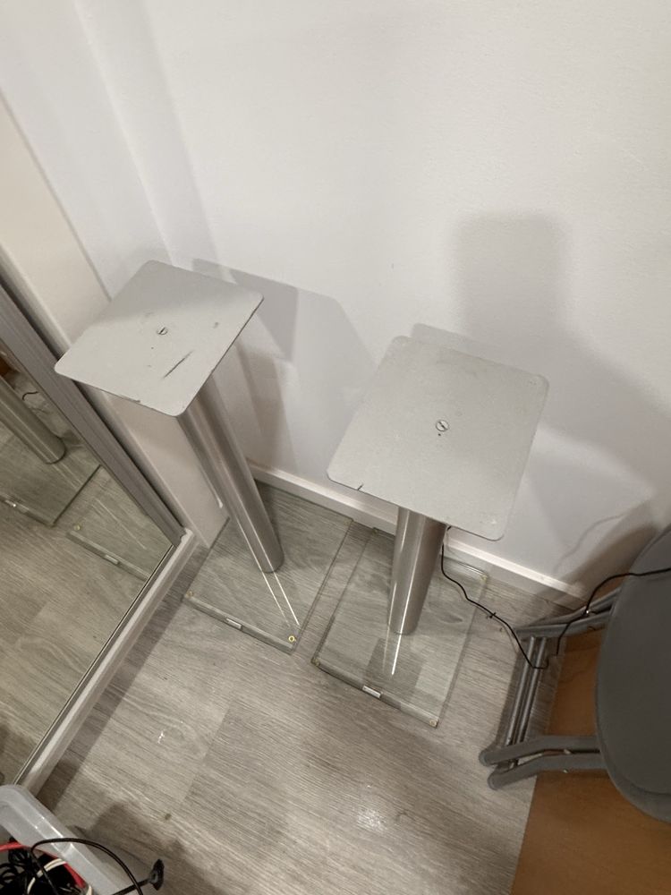 Base para coluna de som