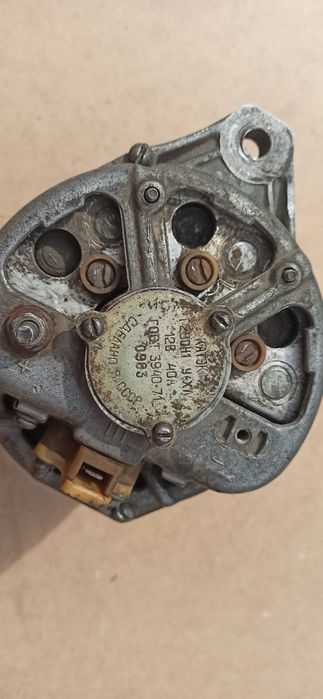 Генератор ГАЗ 24 Волга в комплекте с реле напряжения  РР 350