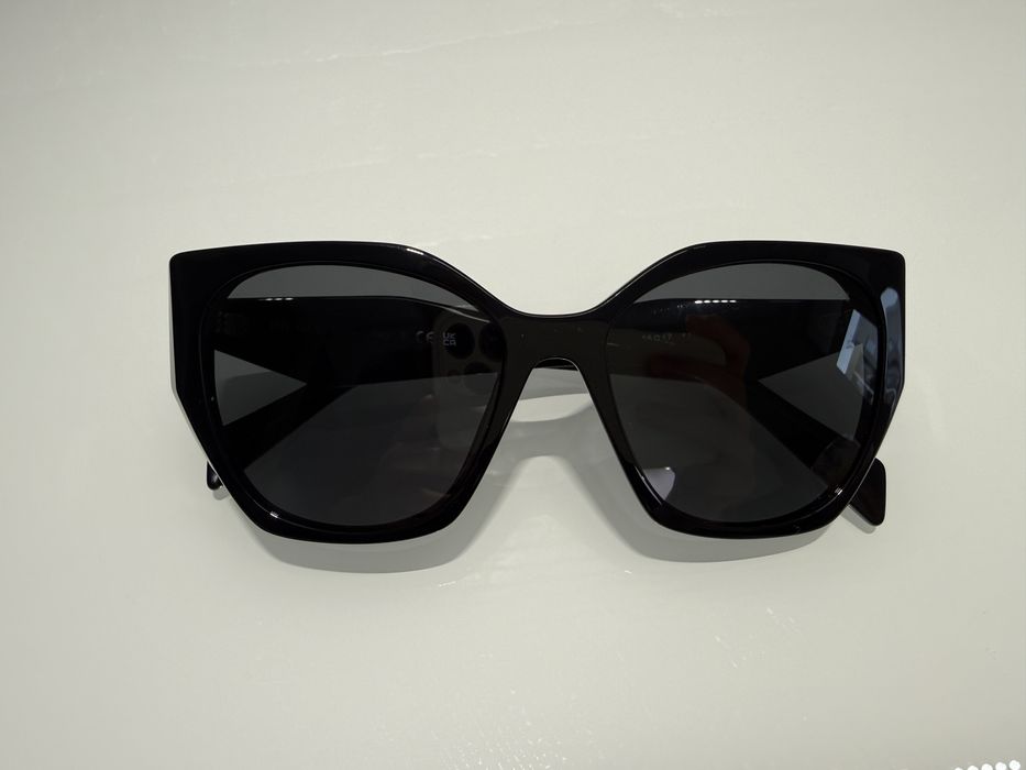 Оригинальные солнцезащитные очки Prada Size 55