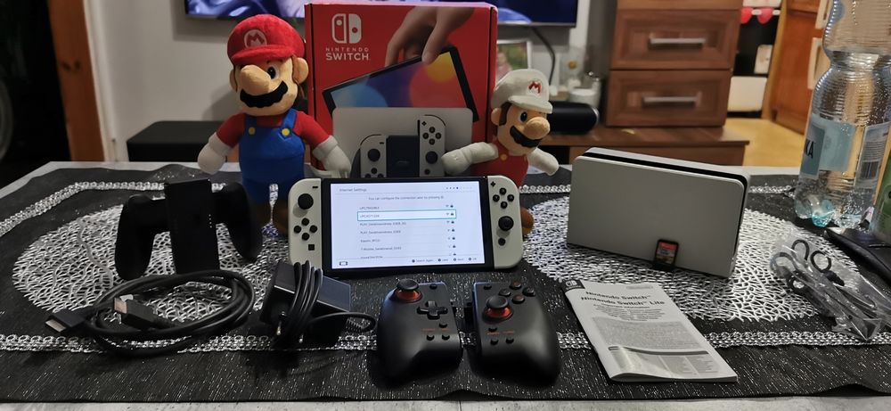 Nintendo Switch OLED cały zestaw, Hori Split Pad pro + gra