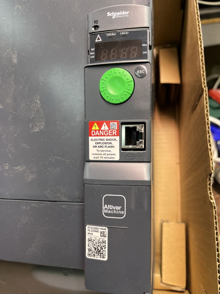 Falownik 11kW Altivar 320