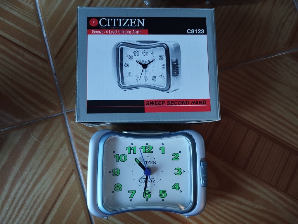 Citizen - vários relógios despertadores
