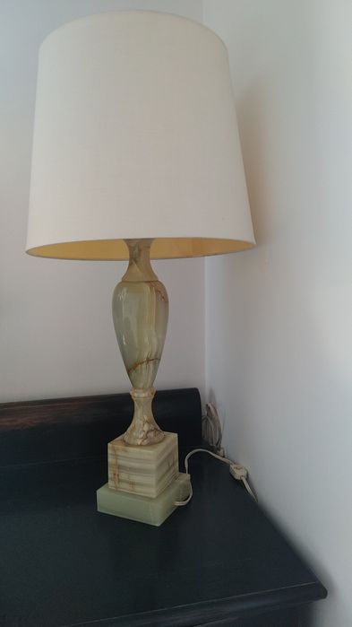 Sprzedam lampe z onyksu