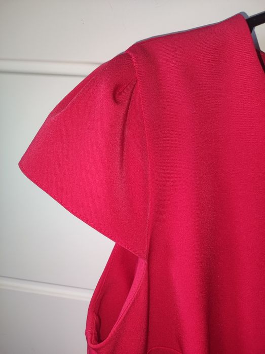 Malinowa sukienka elegancka r 46