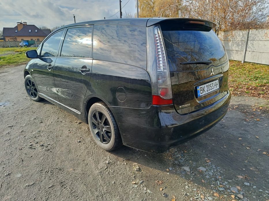 Mitsubishi Grandis 2008 2.0 did