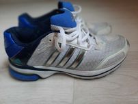 кросівки Adidas р.36