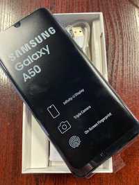 Smartfon Samsung Galaxy A50 4 GB / 128 GB niebieski